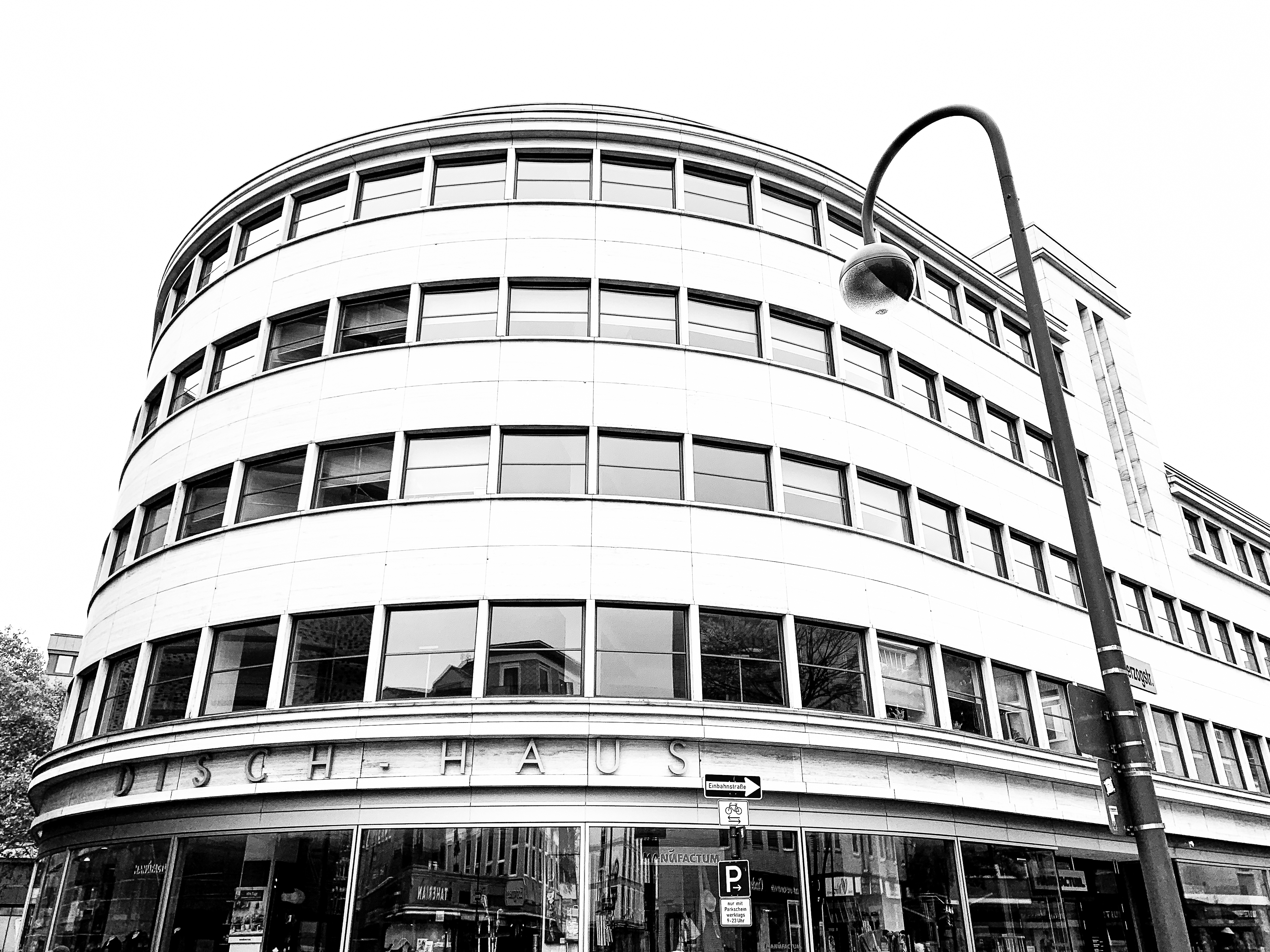 Wir suchen: ReFa, kaufmännische(n) Angestellte(n), Quereinsteiger(in)